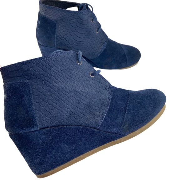 Toms Blue Suede Wedge Booties Lace Up - Picture 8 of 9